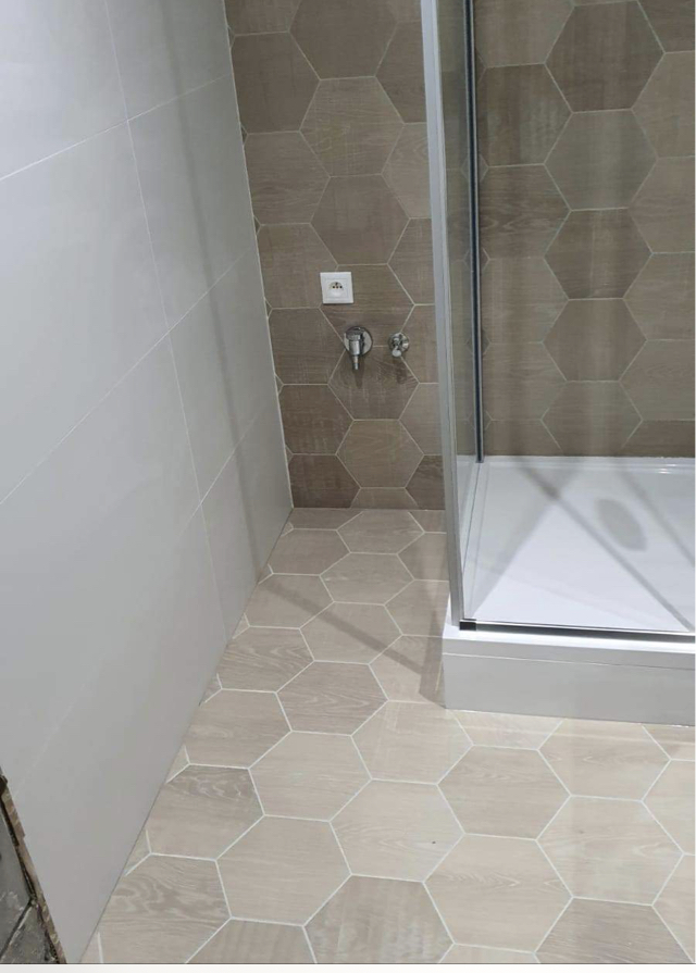 Kompletná rekonštrukcia kupelna Bratislava– moderný interiér