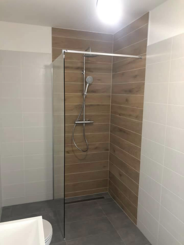 Kompletná rekonštrukcia kupelna Bratislava– moderný interiér