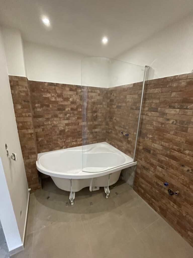 Kompletná rekonštrukcia bytu kupelna bratisdlava– moderný interiér